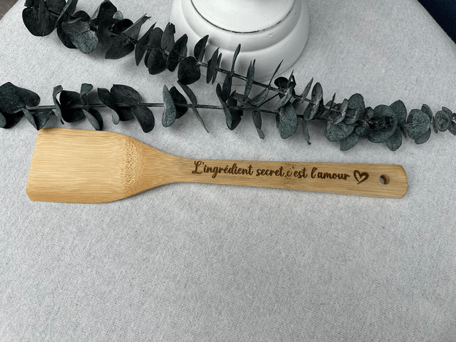 Spatule en bois personnalisée